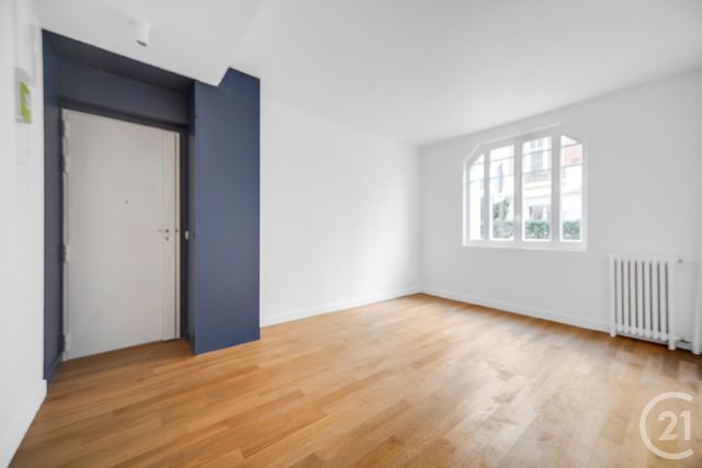 Appartement F2 &agrave; louer - 2 pi&egrave;ces - 35 m2 - Paris - 75019 - ILE-DE-FRANCE