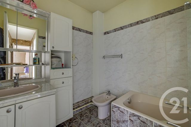 Appartement F3 &agrave; vendre - 3 pi&egrave;ces - 62,64 m2 - Paris - 75019 - ILE-DE-FRANCE