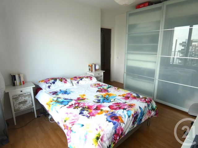 Appartement a louer gennevilliers - 4 pièce(s) - 100.1 m2 - Surfyn
