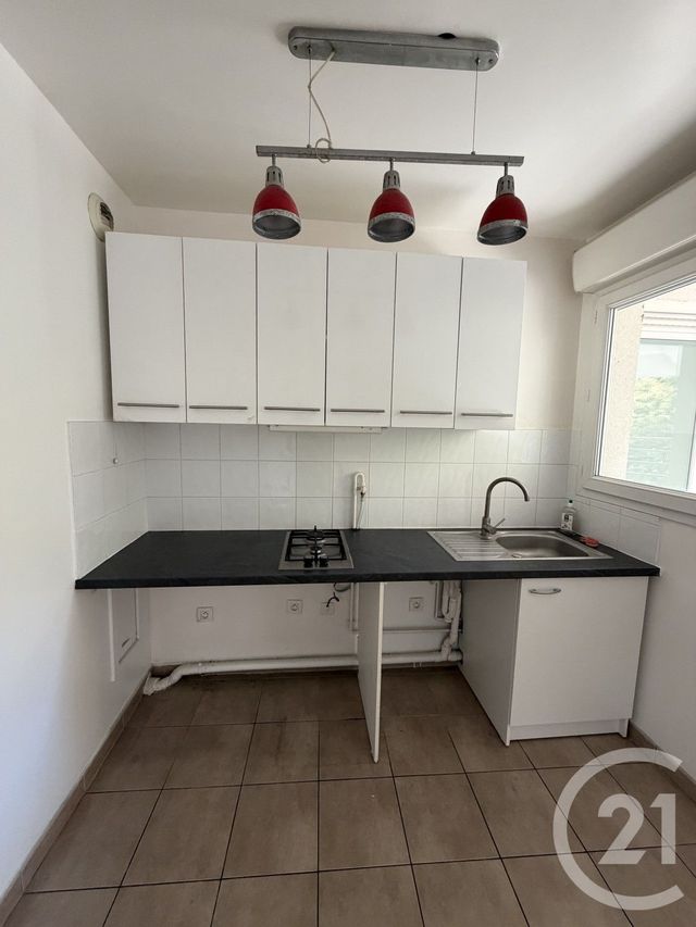 Appartement F2 &agrave; louer - 2 pi&egrave;ces - 41,74 m2 - Gennevilliers - 92 - ILE-DE-FRANCE