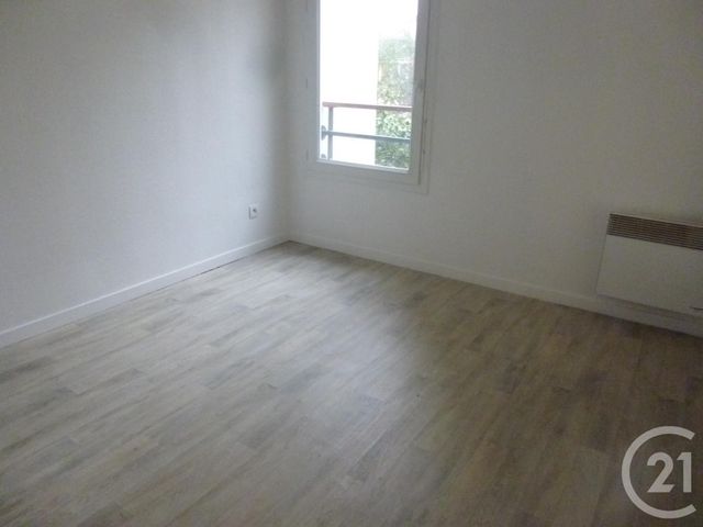 Appartement F2 &agrave; louer - 2 pi&egrave;ces - 41,74 m2 - Gennevilliers - 92 - ILE-DE-FRANCE