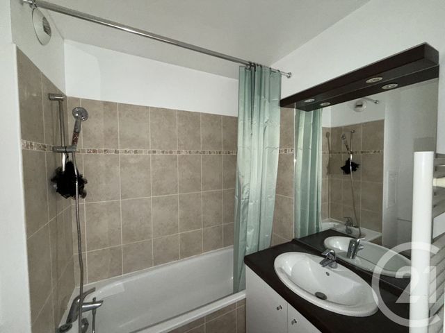 Appartement F2 &agrave; louer - 2 pi&egrave;ces - 41,74 m2 - Gennevilliers - 92 - ILE-DE-FRANCE