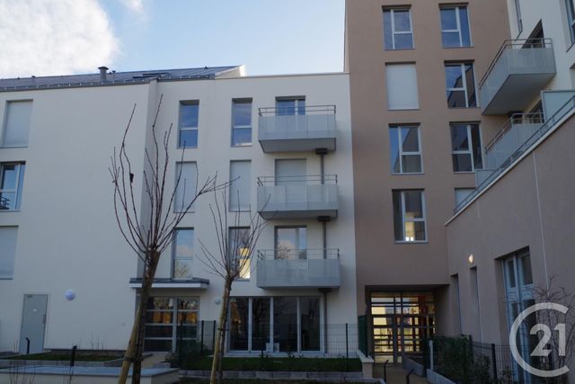 Appartement F2 &agrave; louer - 2 pi&egrave;ces - 40 m2 - Jouy Le Moutier - 95 - ILE-DE-FRANCE