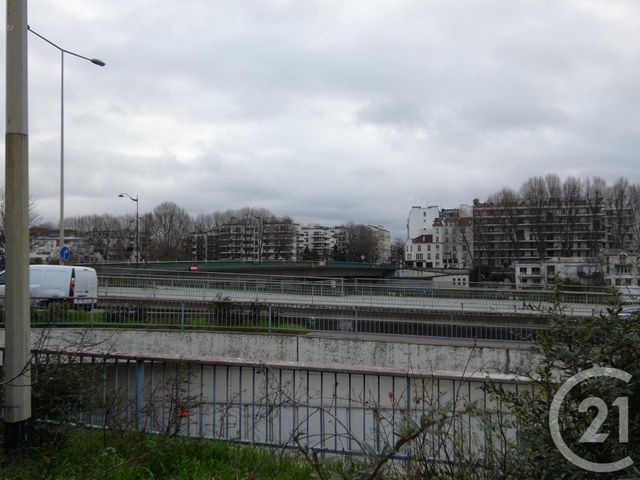 Appartement Studio &agrave; louer - 1 pi&egrave;ce - 30,42 m2 - Courbevoie - 92 - ILE-DE-FRANCE