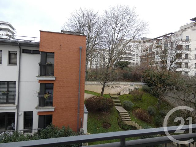 Appartement Studio &agrave; louer - 1 pi&egrave;ce - 30,42 m2 - Courbevoie - 92 - ILE-DE-FRANCE