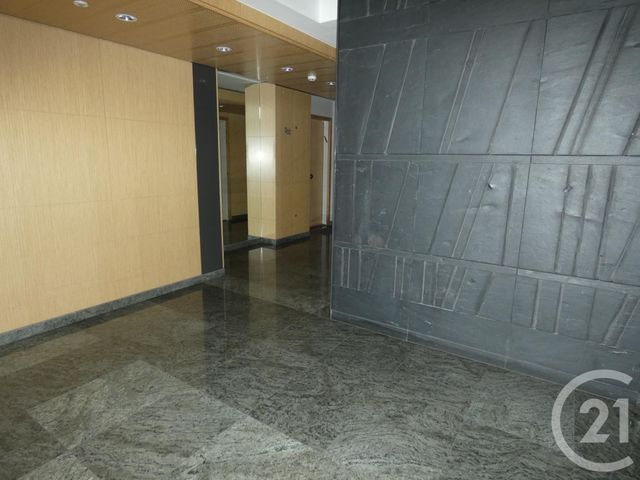 Appartement Studio &agrave; louer - 1 pi&egrave;ce - 30,42 m2 - Courbevoie - 92 - ILE-DE-FRANCE