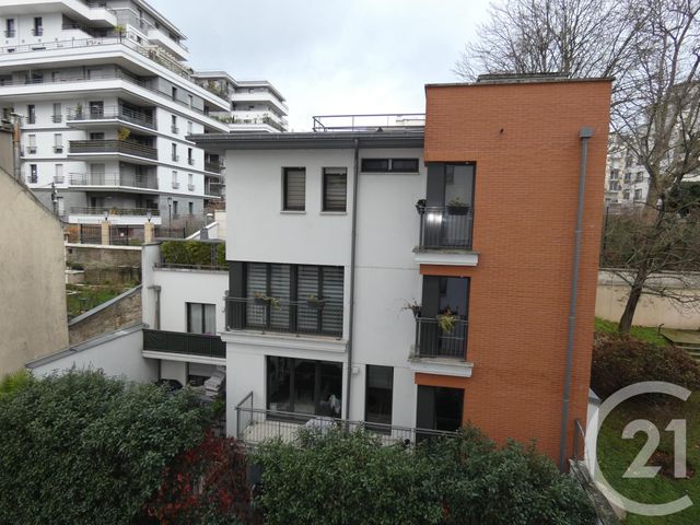 Appartement Studio &agrave; louer - 1 pi&egrave;ce - 30,42 m2 - Courbevoie - 92 - ILE-DE-FRANCE