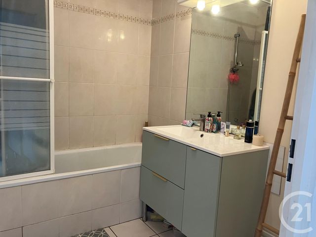 Appartement F3 à vendre - 3 pièces - 60 m2 - Gennevilliers - 92 - ILE-DE-FRANCE