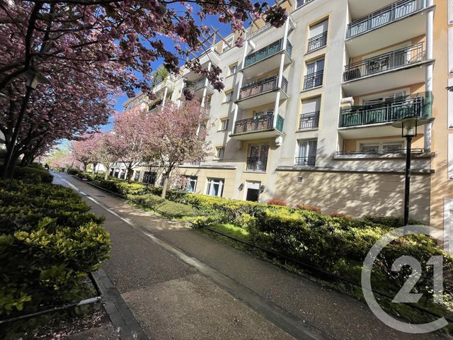 Appartement F4 à vendre - 4 pièces - 79 m2 - Villeneuve La Garenne - 92 - ILE-DE-FRANCE