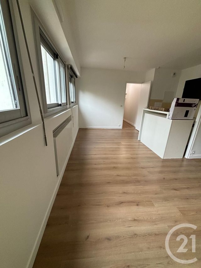 Appartement F1 &agrave; louer - 1 pi&egrave;ce - 35,10 m2 - Paris - 75020 - ILE-DE-FRANCE