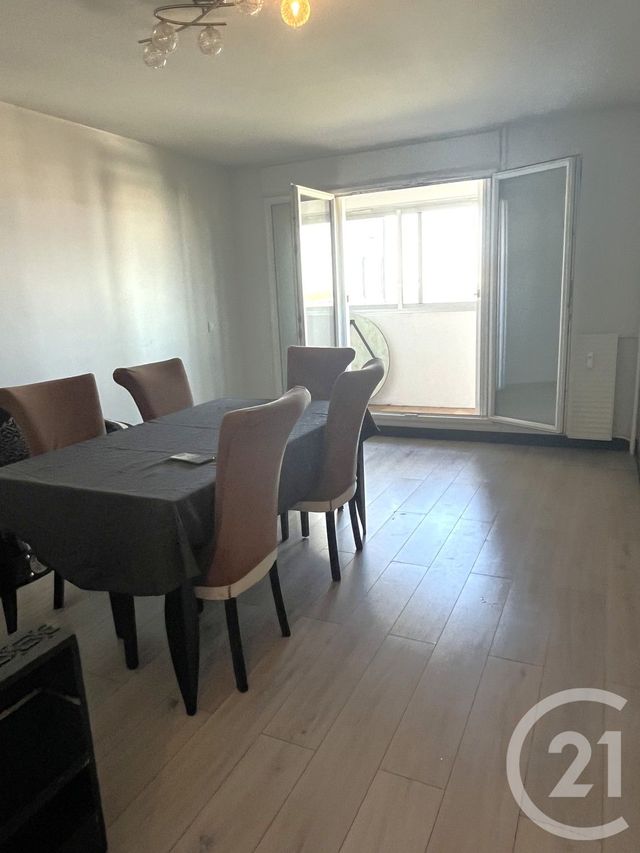 Appartement F4 à vendre - 4 pièces - 77,25 m2 - Gennevilliers - 92 - ILE-DE-FRANCE