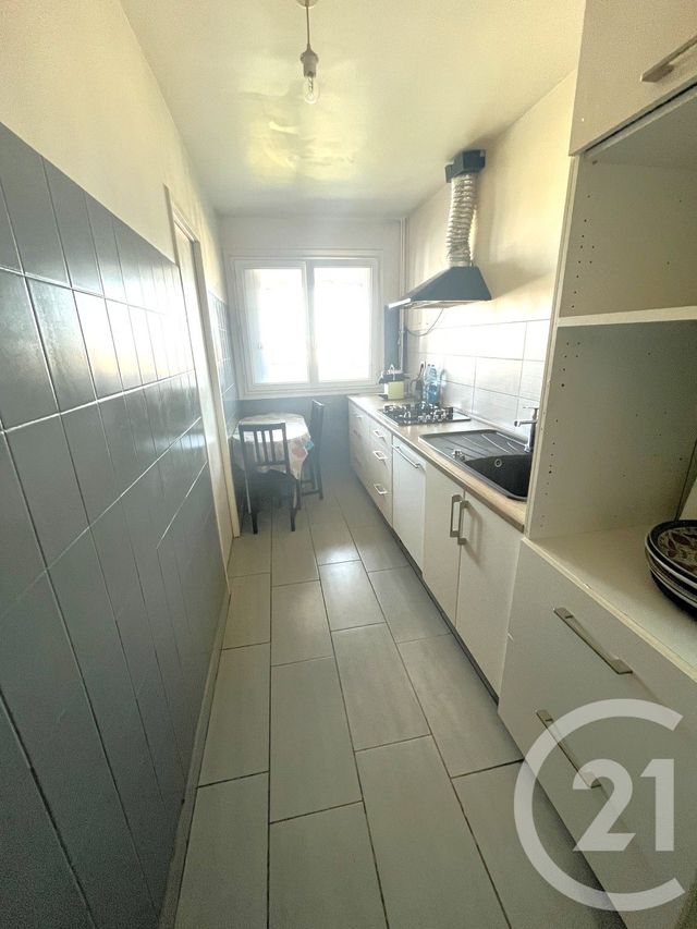 Appartement F4 à vendre - 4 pièces - 77,25 m2 - Gennevilliers - 92 - ILE-DE-FRANCE