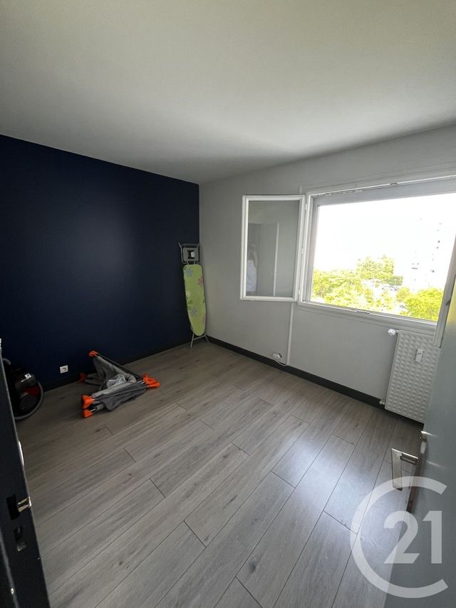 Appartement F4 à vendre - 4 pièces - 77,25 m2 - Gennevilliers - 92 - ILE-DE-FRANCE