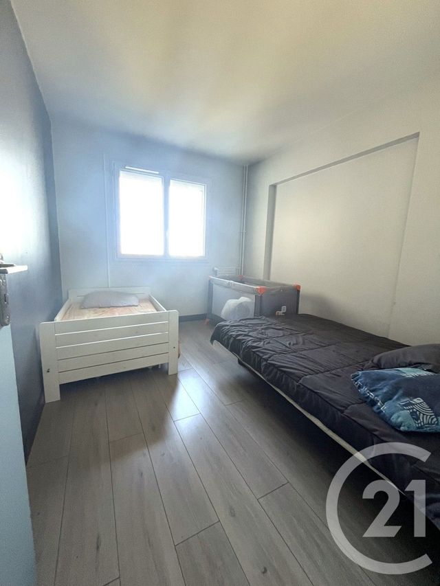 Appartement F4 à vendre - 4 pièces - 77,25 m2 - Gennevilliers - 92 - ILE-DE-FRANCE