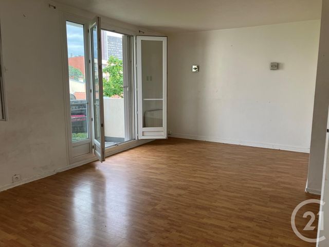 Appartement F4 à vendre - 4 pièces - 65 m2 - Gennevilliers - 92 - ILE-DE-FRANCE