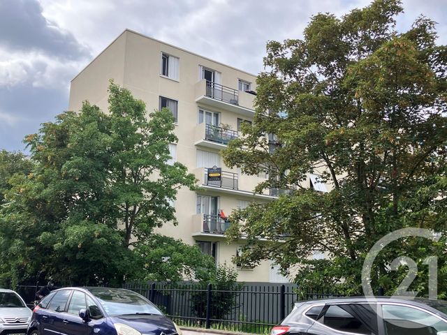 Appartement F4 à vendre - 4 pièces - 65 m2 - Gennevilliers - 92 - ILE-DE-FRANCE