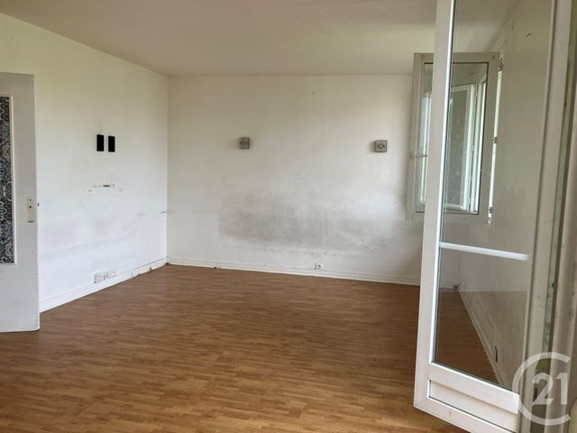Appartement F4 à vendre - 4 pièces - 65 m2 - Gennevilliers - 92 - ILE-DE-FRANCE