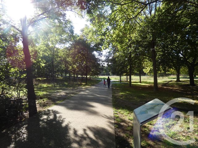 Appartement F4 &agrave; vendre - 4 pi&egrave;ces - 83 m2 - Villeneuve La Garenne - 92 - ILE-DE-FRANCE