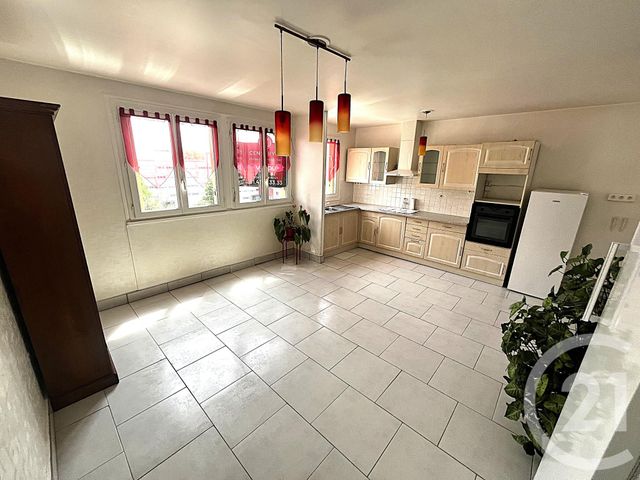 Appartement F3 à vendre - 3 pièces - 55 m2 - Villeneuve La Garenne - 92 - ILE-DE-FRANCE