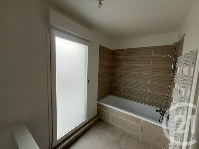 Appartement à louer - 3 pièces - 57,46 m2 - Asnieres Sur Seine - 92 - ILE-DE-FRANCE