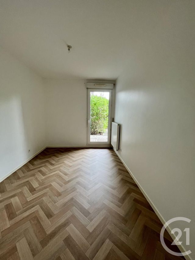Appartement &agrave; louer - 2 pi&egrave;ces - 38 m2 - Gennevilliers - 92 - ILE-DE-FRANCE