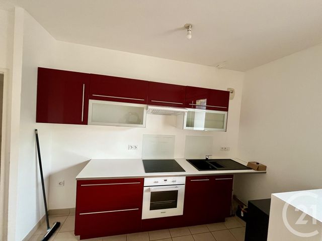 Appartement &agrave; louer - 2 pi&egrave;ces - 38 m2 - Gennevilliers - 92 - ILE-DE-FRANCE