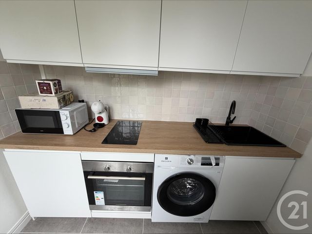 Appartement F1 &agrave; louer - 1 pi&egrave;ce - 27,80 m2 - Gennevilliers - 92 - ILE-DE-FRANCE
