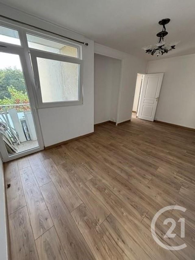 Appartement F3 &agrave; louer - 3 pi&egrave;ces - 54 m2 - Gennevilliers - 92 - ILE-DE-FRANCE