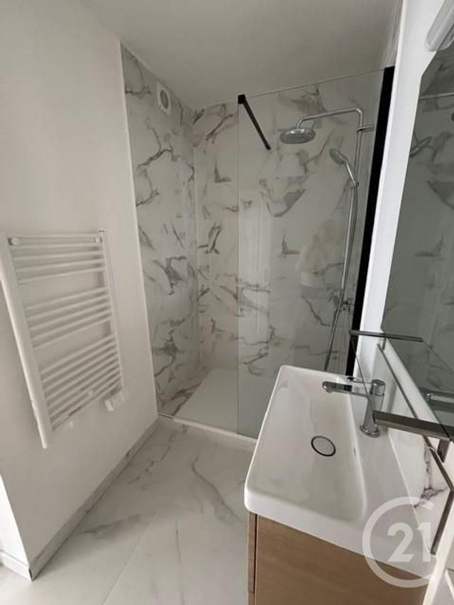 Appartement F3 &agrave; louer - 3 pi&egrave;ces - 54 m2 - Gennevilliers - 92 - ILE-DE-FRANCE
