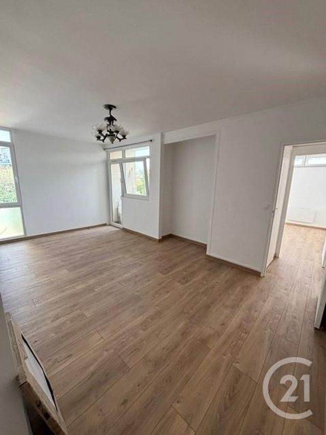 Appartement F3 &agrave; louer - 3 pi&egrave;ces - 54 m2 - Gennevilliers - 92 - ILE-DE-FRANCE