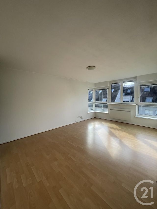 Appartement F3 à vendre - 3 pièces - 70,30 m2 - Strasbourg - 67 - ALSACE