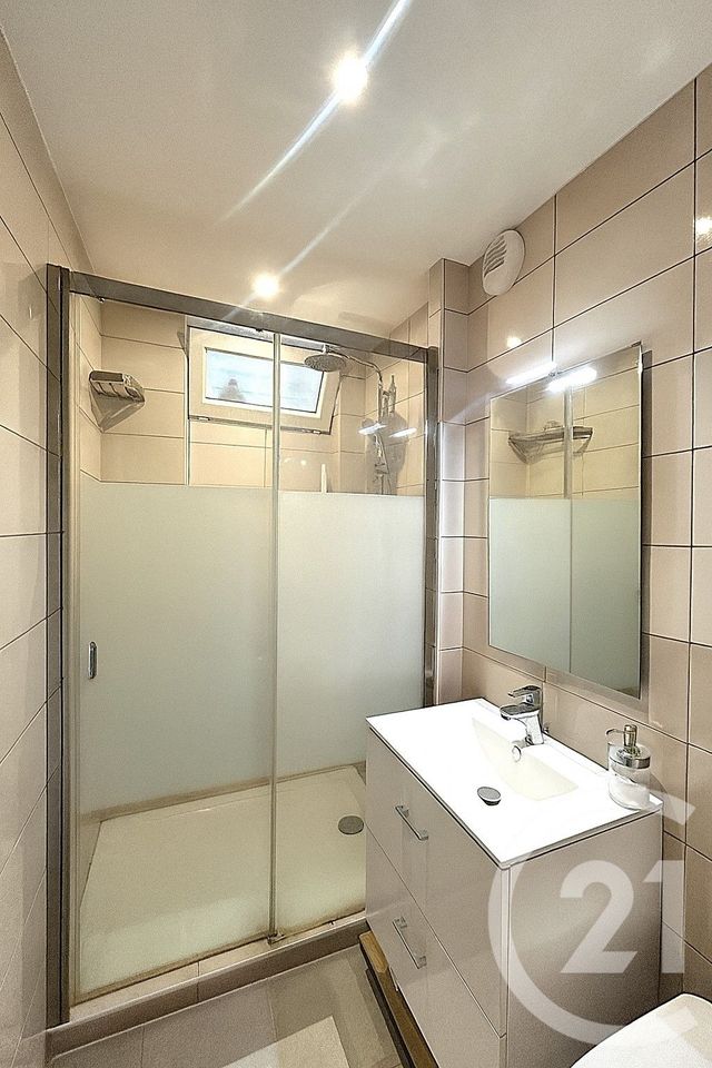 Appartement F4 &agrave; louer - 4 pi&egrave;ces - 81 m2 - Strasbourg - 67 - ALSACE