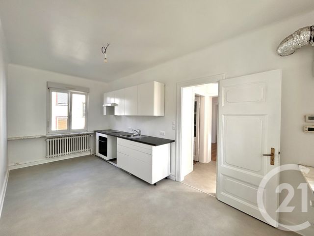 Appartement F3 &agrave; louer - 3 pi&egrave;ces - 71,24 m2 - Strasbourg - 67 - ALSACE