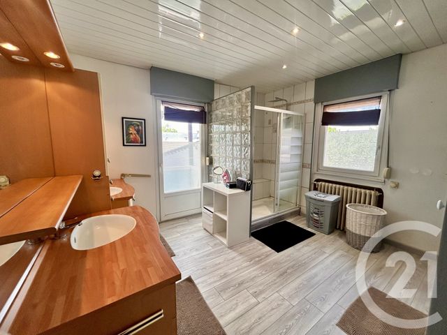 Appartement F2 &agrave; louer - 2 pi&egrave;ces - 73,87 m2 - Strasbourg - 67 - ALSACE