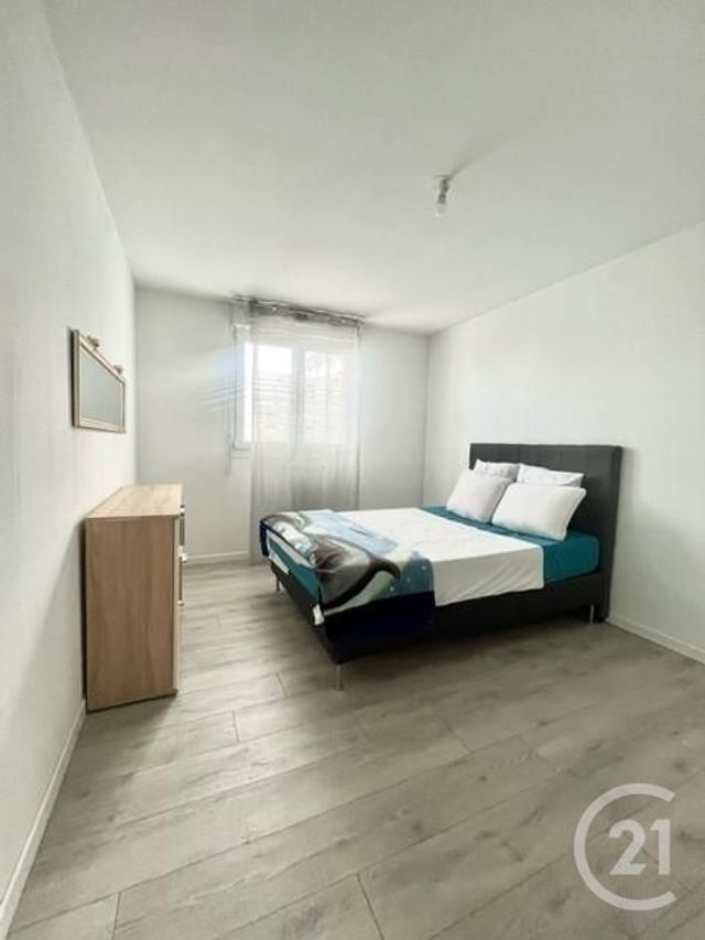 Appartement F3 &agrave; louer - 3 pi&egrave;ces - 72 m2 - Strasbourg - 67 - ALSACE