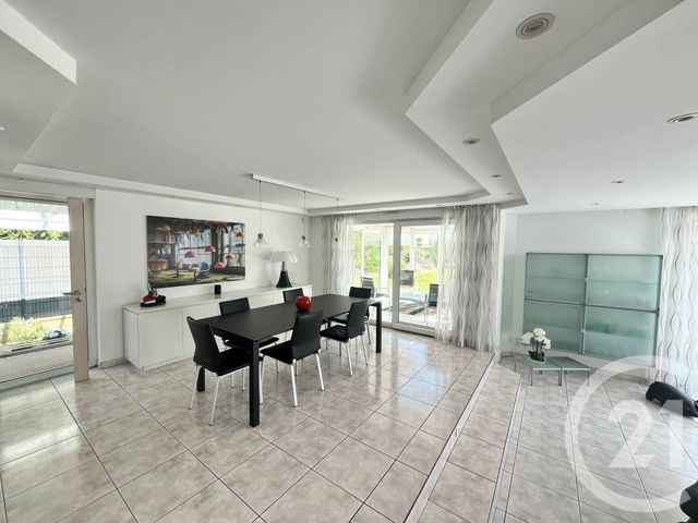 Maison &agrave; vendre - 8 pi&egrave;ces - 254,96 m2 - Oberhausbergen - 67 - ALSACE
