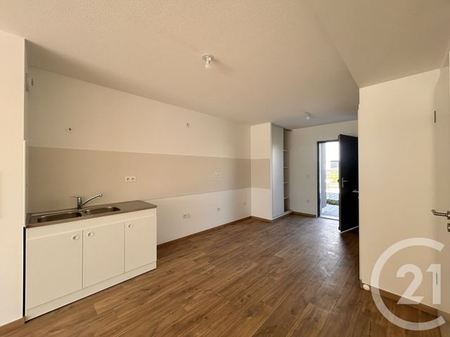 Appartement F4 &agrave; louer - 4 pi&egrave;ces - 101,20 m2 - Mittelhausbergen - 67 - ALSACE