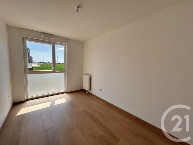 Appartement F4 &agrave; louer - 4 pi&egrave;ces - 81,30 m2 - Mittelhausbergen - 67 - ALSACE