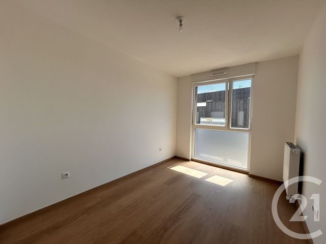Appartement F4 &agrave; louer - 4 pi&egrave;ces - 81,30 m2 - Mittelhausbergen - 67 - ALSACE