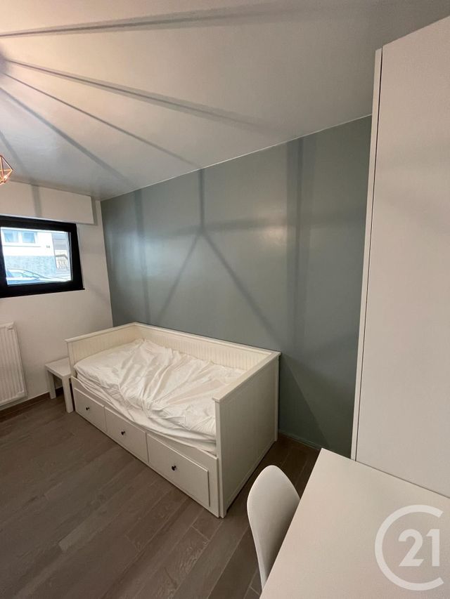 Appartement Chambre &agrave; vendre - 1 pi&egrave;ce - 12,50 m2 - Strasbourg - 67 - ALSACE