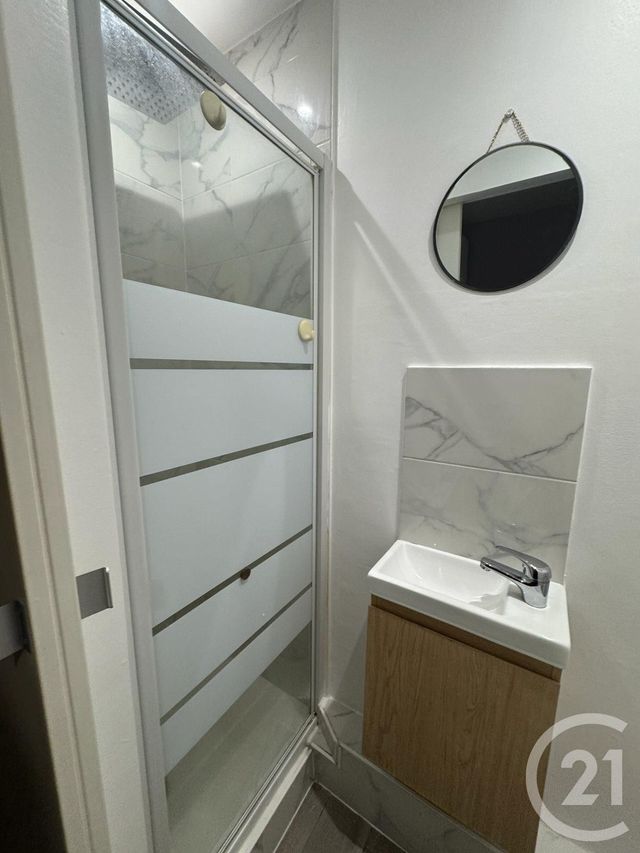 Appartement Chambre &agrave; vendre - 1 pi&egrave;ce - 12,50 m2 - Strasbourg - 67 - ALSACE