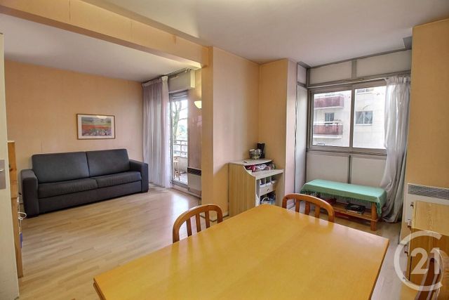 Appartement à vendre - 2 pièces - 47,47 m2 - Joinville Le Pont - 94 - ILE-DE-FRANCE