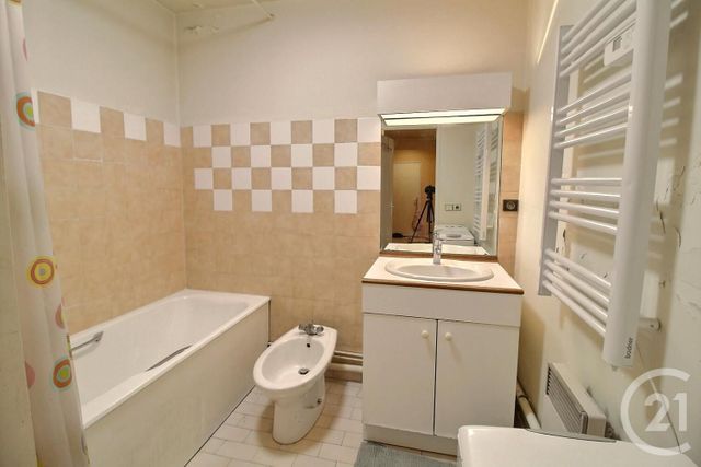 Appartement à vendre - 2 pièces - 47,47 m2 - Joinville Le Pont - 94 - ILE-DE-FRANCE