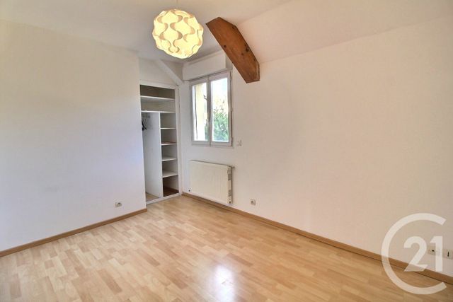 Maison &agrave; louer - 7 pi&egrave;ces - 96,85 m2 - Chennevieres Sur Marne - 94 - ILE-DE-FRANCE