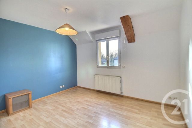 Maison &agrave; louer - 7 pi&egrave;ces - 96,85 m2 - Chennevieres Sur Marne - 94 - ILE-DE-FRANCE