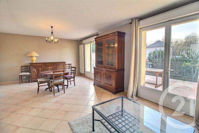 Maison &agrave; louer - 7 pi&egrave;ces - 96,85 m2 - Chennevieres Sur Marne - 94 - ILE-DE-FRANCE