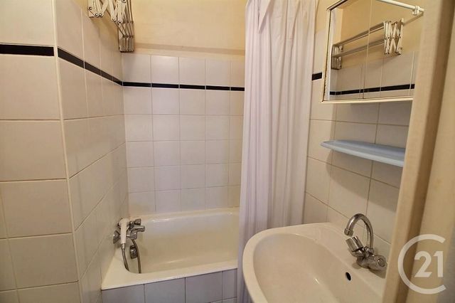 Appartement Chambre &agrave; louer - 1 pi&egrave;ce - 11,94 m2 - Charenton Le Pont - 94 - ILE-DE-FRANCE