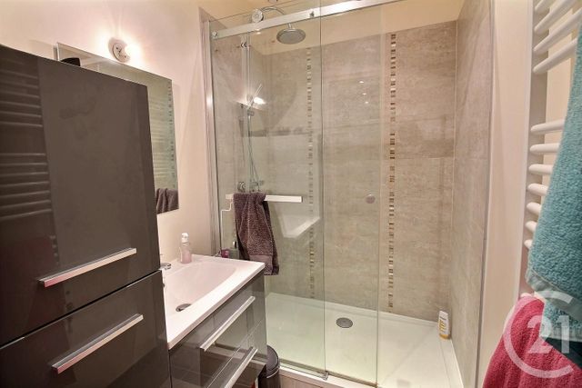 Appartement F3 &agrave; louer - 3 pi&egrave;ces - 60,16 m2 - Charenton Le Pont - 94 - ILE-DE-FRANCE