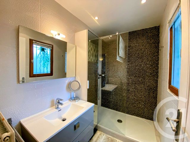 Appartement F4 &agrave; louer - 4 pi&egrave;ces - 153 m2 - Champigny Sur Marne - 94 - ILE-DE-FRANCE