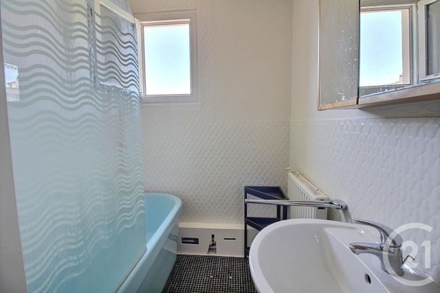 Appartement F3 &agrave; louer - 3 pi&egrave;ces - 52,27 m2 - St Maur Des Fosses - 94 - ILE-DE-FRANCE